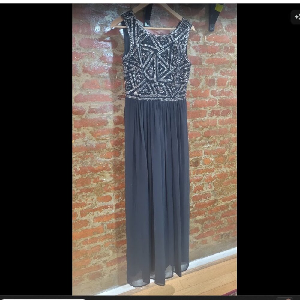 Adrianna Papell Evening Dress (size 4)